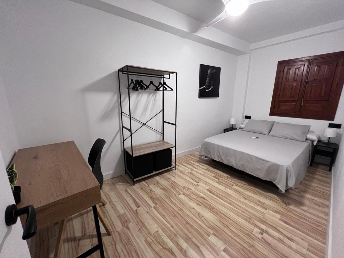 Apartamento Con Patio Para 4 En El Casco Historico Cordova Esterno foto